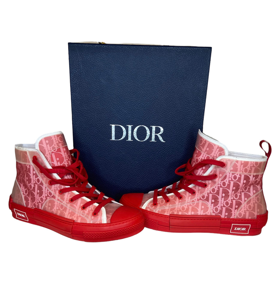 The sneakers men adore! Dior sneakers for him!
